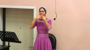 Как возлюбил Меня святой Отец - Пение на жестах, Юля Сурнина