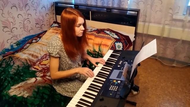 Несложная мелодия для фортепиано.