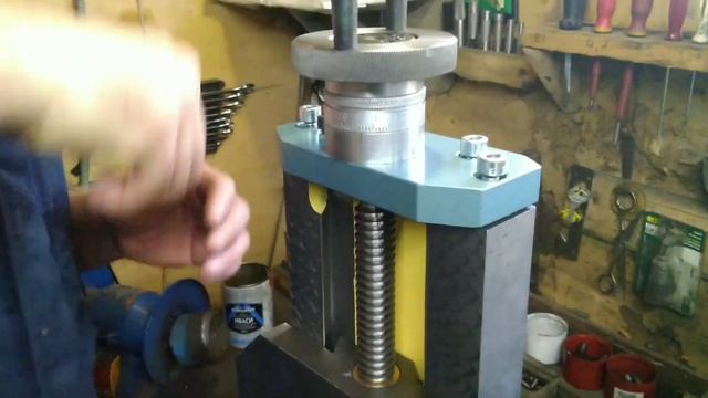 Новый суппорт (малая продольная) 16к20. Готов к работе. смотреть онлайн