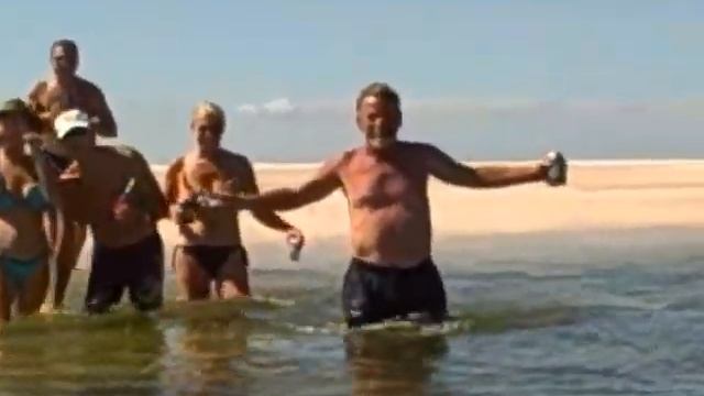 Meanwhile on a sandbar out in the "Gulp" of Mexico смотреть онлайн