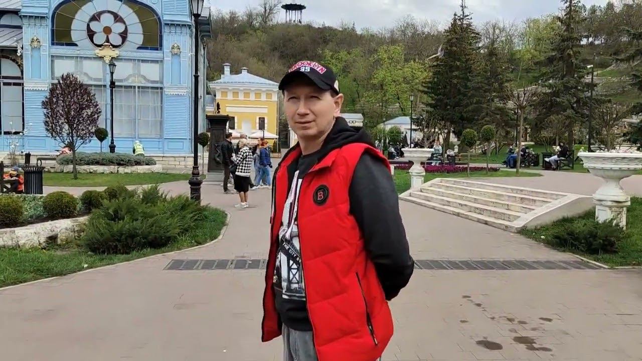 Парк Цветник в Пятигорске.Апрель 2024 смотреть онлайн