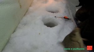 ЛОВЛЯ КАРАСЯ, САЗАНА ЗИМОЙ. НОЧЬ В ПАЛАТКЕ НА ЛЬДУ.