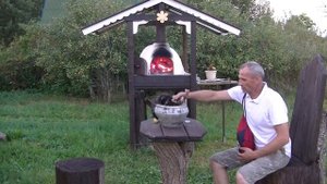 Варим уху в чугунке, в духовке на дровах