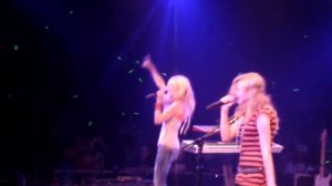 Aly&AJ- Chemicals React Live (full)