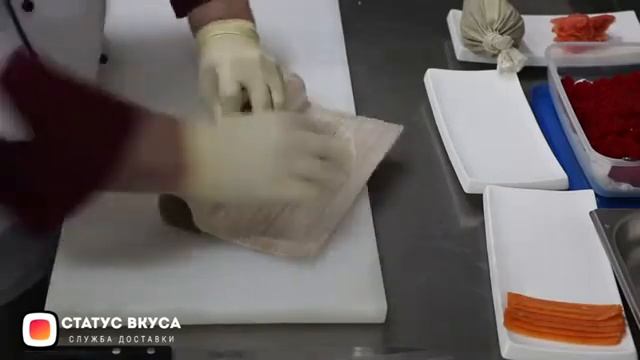 Заказать роллы и пиццу в Ставрополе, по тел. 933-573. Вкуснейшие роллы Ставрополя.