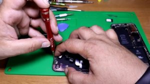 iPhone X разборка и замена экрана