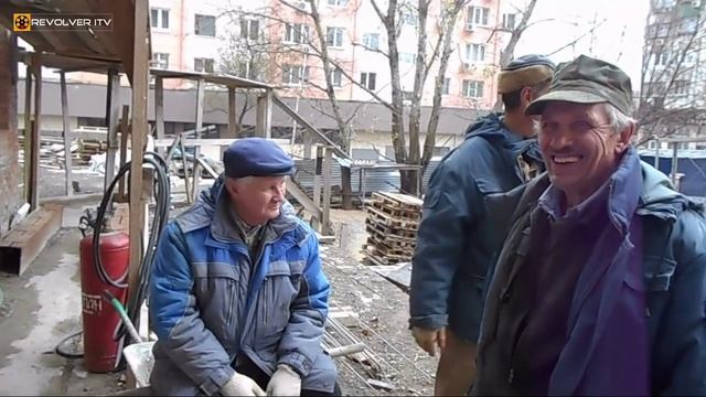 Жизнь на русской стройке • Revolver ITV смотреть онлайн