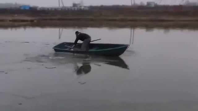 Ломаем первый лед! смотреть онлайн