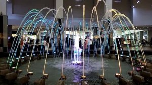 Светящийся музыкальный фонтан в трк Алмаз.