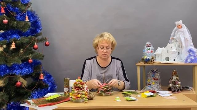 Дизайнерская ёлка. Как сделать сувенир своими руками. смотреть онлайн