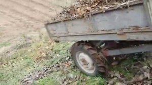 IMT 509 u blatu i na usponu (IMT 509 in mud and hill climbing)