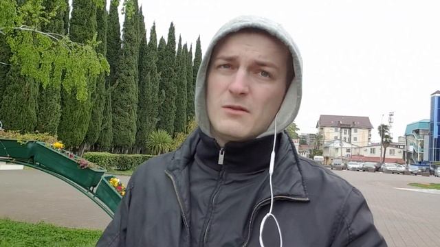 В АДЛЕРЕ ЕСТЬ БЕРЕЗЫ (видео для аллергиков)