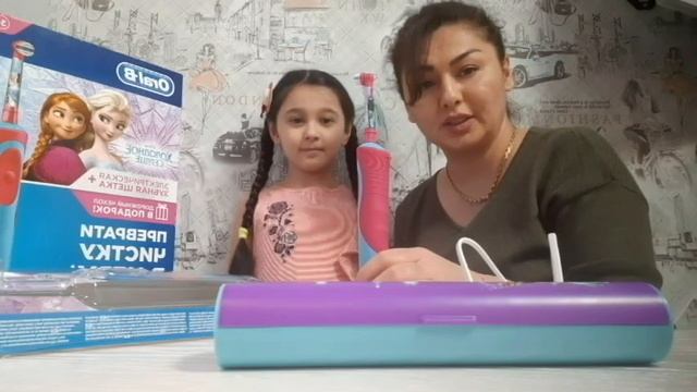 BRAUN. ДЕТСКАЯ ЭЛЕКТРИЧЕСКАЯ ЗУБНАЯ ЩЁТКА BRAUN Oral-B Kids