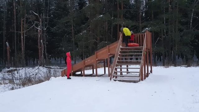 Прогулка у Серебрянки. Пушкинский район. 27.11.22 смотреть онлайн