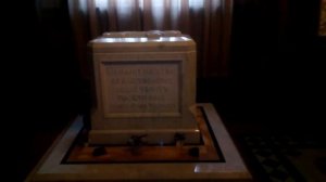 Захоронение Николая Второго в Петропавловской крепости.mp4