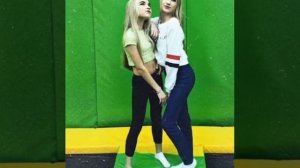 Это видео про двух сестёр Саше Айс и Софы Купер