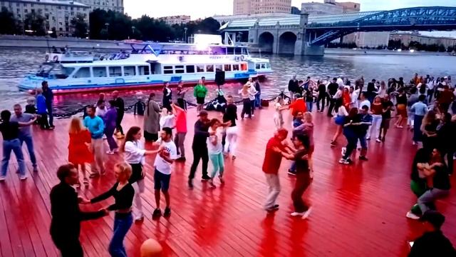 ШаФи channel - bachata (twotwosummerset)