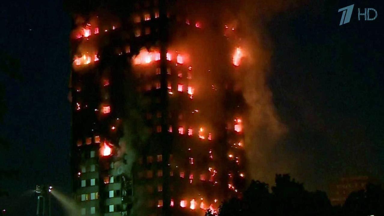 многоэтажный дом. взрыв боеукладки танк блиц. пожар в танковом. пожар в менделеевском районе. лавина огня.