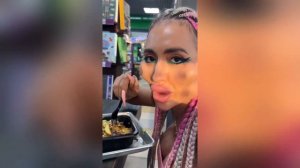 Огромные скулы