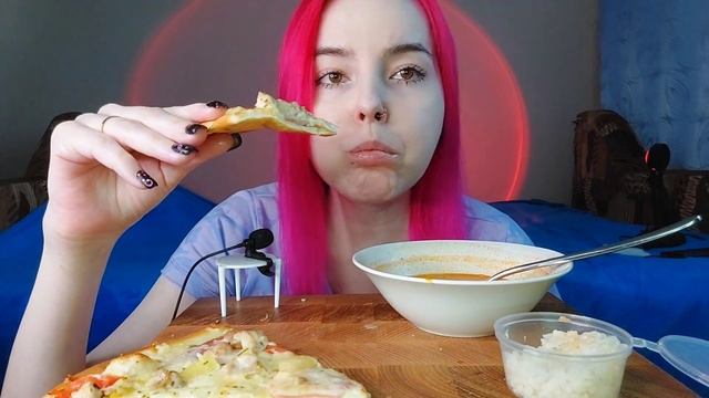 Пицца с ананасами и том ям мукбанг/болталка/mukbang