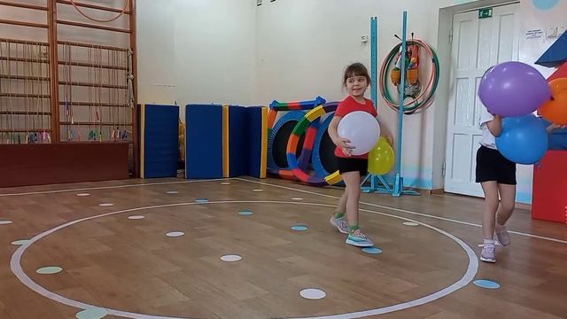 Игры с воздушными шарами смотреть онлайн