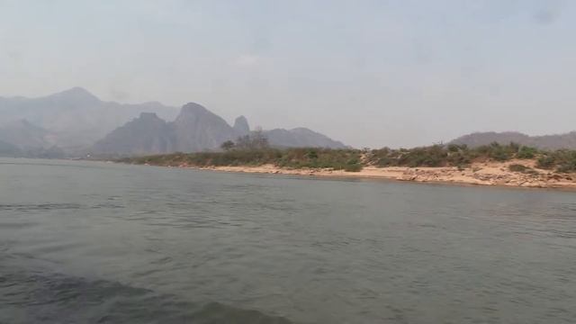 ЛАОС. КРУИЗ ПО РЕКЕ МЕКОНГ (Mekong River. Laos) (3)