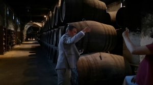 Разливаем херес правильно