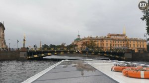 Осенняя прогулка на теплоходе в СПб – по реке Мойке вдоль Летнего сада