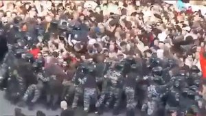Бунт в Москве по реформе пенсии а по телеку не показывают