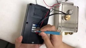 Регистрация отпечатки пальцев  на домофон