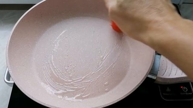 ПРАВИЛЬНЫЕ БЛИНЫ ДЛЯ ПОХУДЕНИЯ. Яркие шпинатные блины с сырной начинкой.