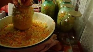 ПРОСТОЙ СПОСОБ ЗАСОЛКИ КАПУСТЫ НА ЗИМУ.Засолка капусты в банках на зиму горячим посолом.