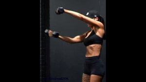 Тренировка для красивых плеч GYM