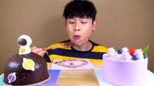 ASMR 초콜릿케이크 티라미수 생크림케이크 블루베리 생크림케이크 먹방~!! Chocolate Cake Blueberry Cream Cake Tiramisu Cake MuKBang