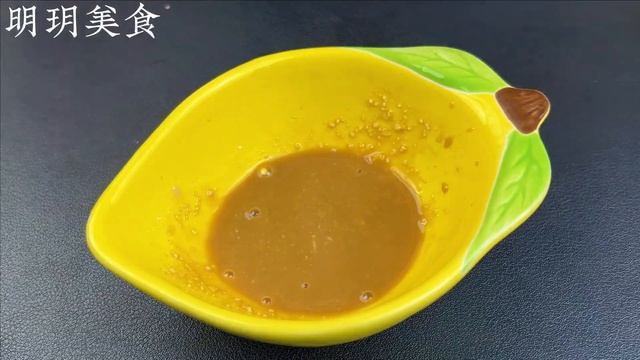 炒蓮藕時，切記不要直接下鍋！教你飯店不外傳的技巧，蓮藕脆嫩爽口不發黑，太好吃了 Fried lotus root, no secret technique, crispy  and deliciou