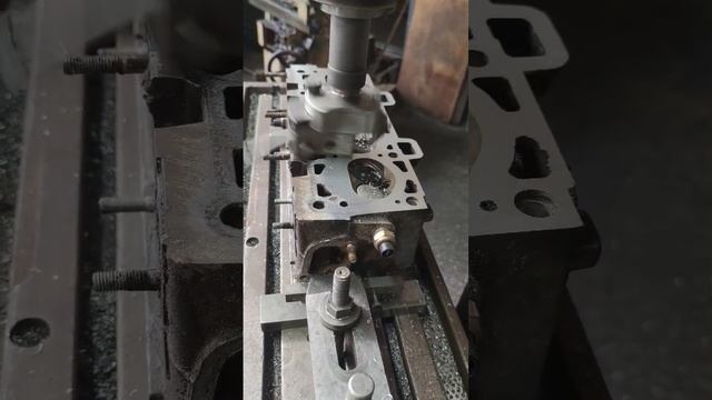 Фрезеровка блока цилиндра автомобиля ВАЗ-2114 смотреть онлайн