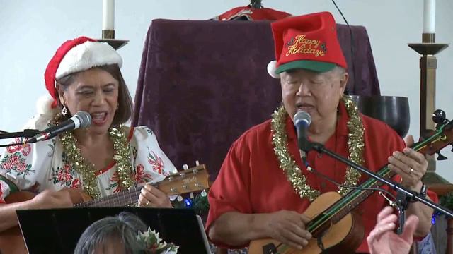 Mele Kalikimaka With Hula | The Hawaiian Serenaders | led by Ukulele Mele смотреть онлайн