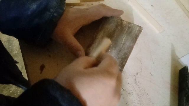 Как сделать подставку под кружка в виде поддона своими руками