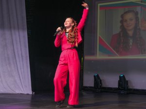 Песня Странный кот в исполнении Стоцкой Виолетты