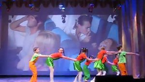 Театрально- танцевальная студия "Академии Радости". "Осторожно , дети!"