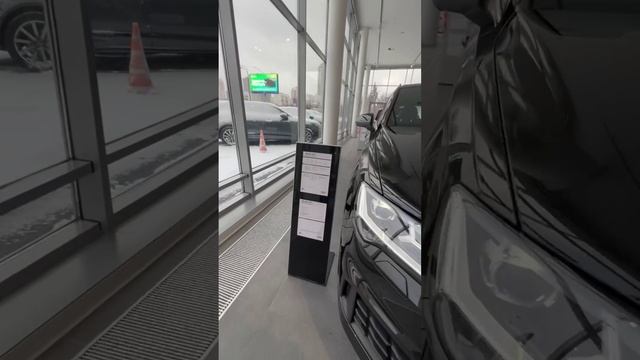 Новогодние цены на кроссоверы Audi Q6, Q7 и Q8