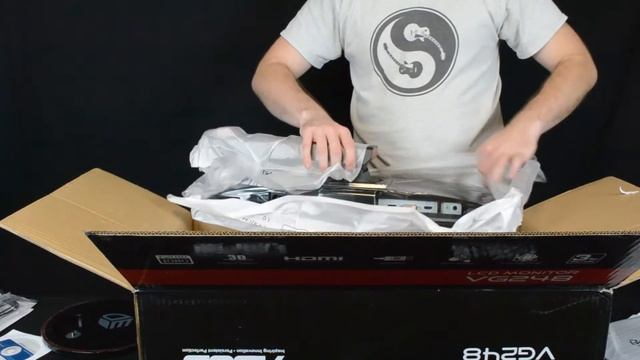 ASUS VG248QE Unboxing And First Impressions! - DMHiFi смотреть онлайн