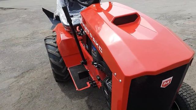 Первое знакомство с садовым трактором Митракс Т10 компанией Садовые механизмы.