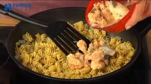 Что Есть. Макароны по-флотски с рыбой