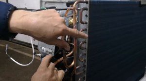 Монтаж зимнего комплекта на кондиционере 5кв. Для работы на холод в зимний период до - 40 градусов.