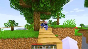 Having a TINY FAMILY  in Minecraft!