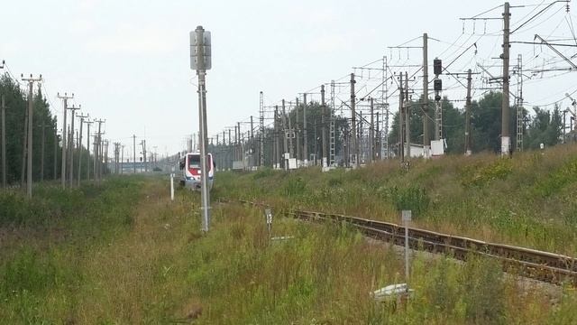 "Навстречу 2ТЭ116У". ТУ10-001 с пригородным поездом Молодежная - Царскосельская смотреть онлайн