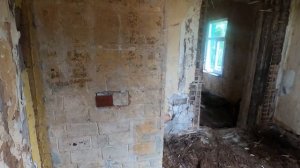 Ремонт старого дома. Сняли полы, что под ними? Наши планы!