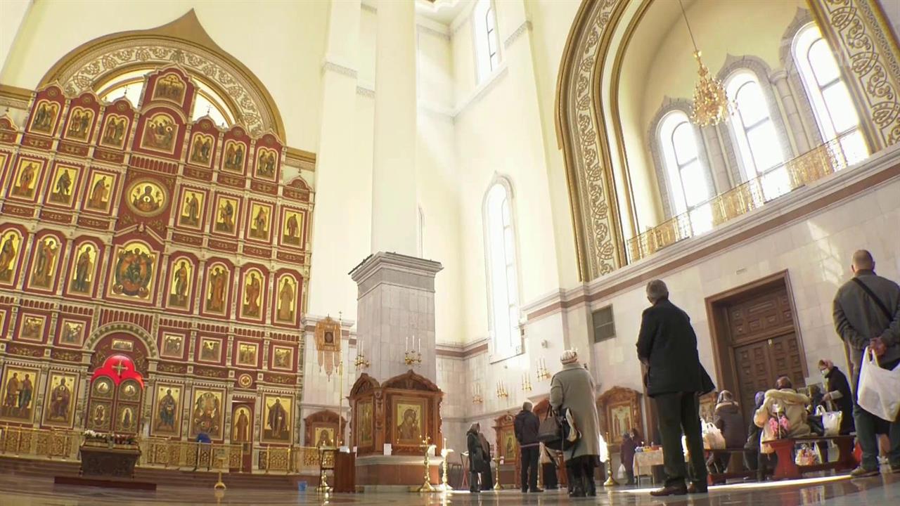 Православные христиане встречают Великую субботу, последний день перед Пасхой