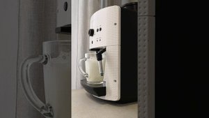 Krups EA 8105 приготовление капучино